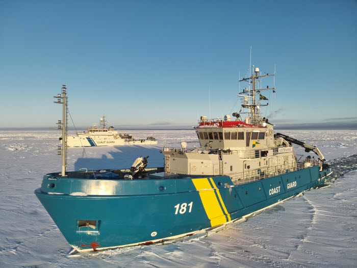 KBV 181 övar oljeupptagning i is